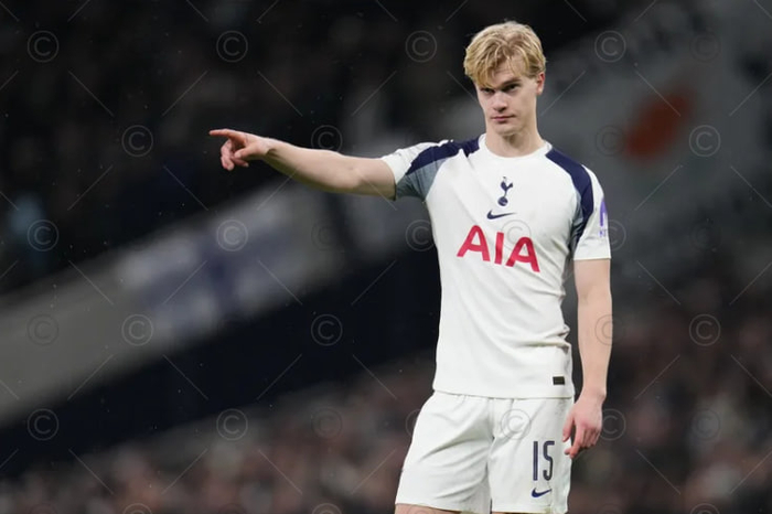 英格兰中场核心科尔·帕尔默能否逆袭国家队？