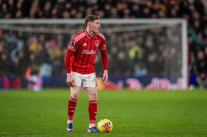 英格兰中场核心科尔·帕尔默能否逆袭国家队？