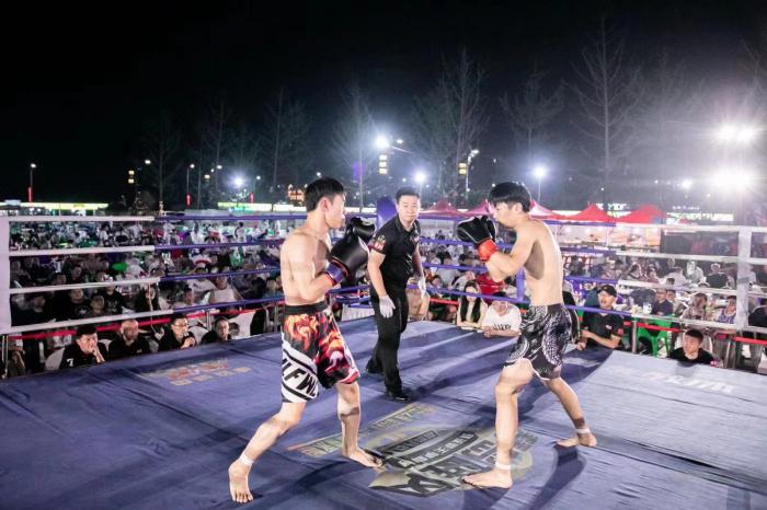 莒国古城举办环球拳王争霸赛 王卓击败尼日利亚