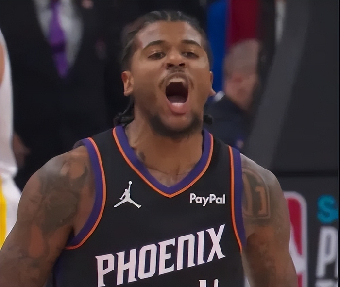 格林两场附加赛狂砍71分 创下历史第二纪录